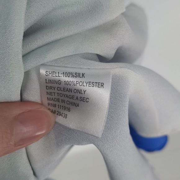 Yumi Kim Women's Silk Wrap Dress Size Extra Small Floral Blue White V Neck Lined - Picture 5 of 16